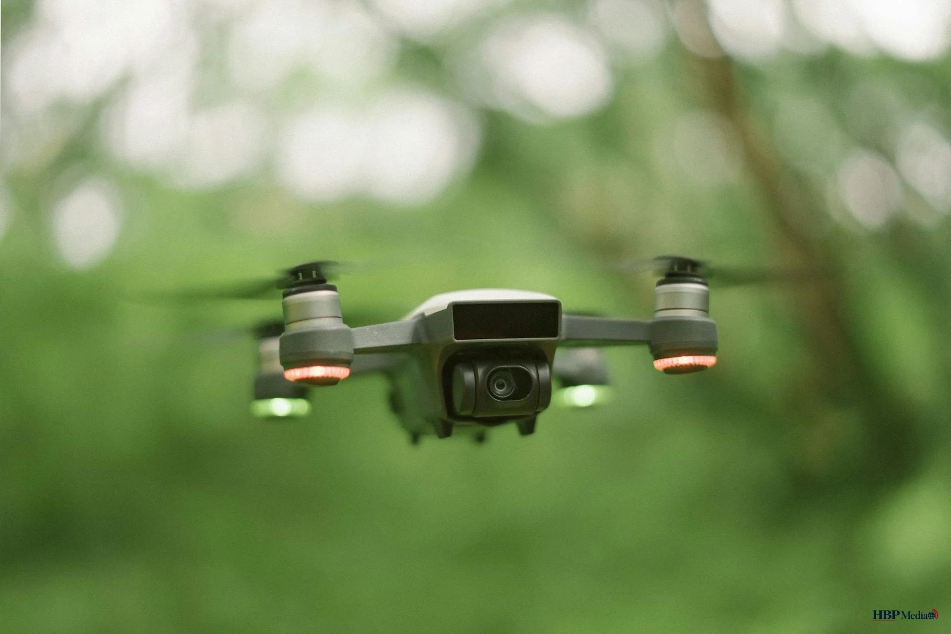 Zelensky en Merz tijdens overleg in Berlijn over gezamenlijke productie van drones en defensiesystemen