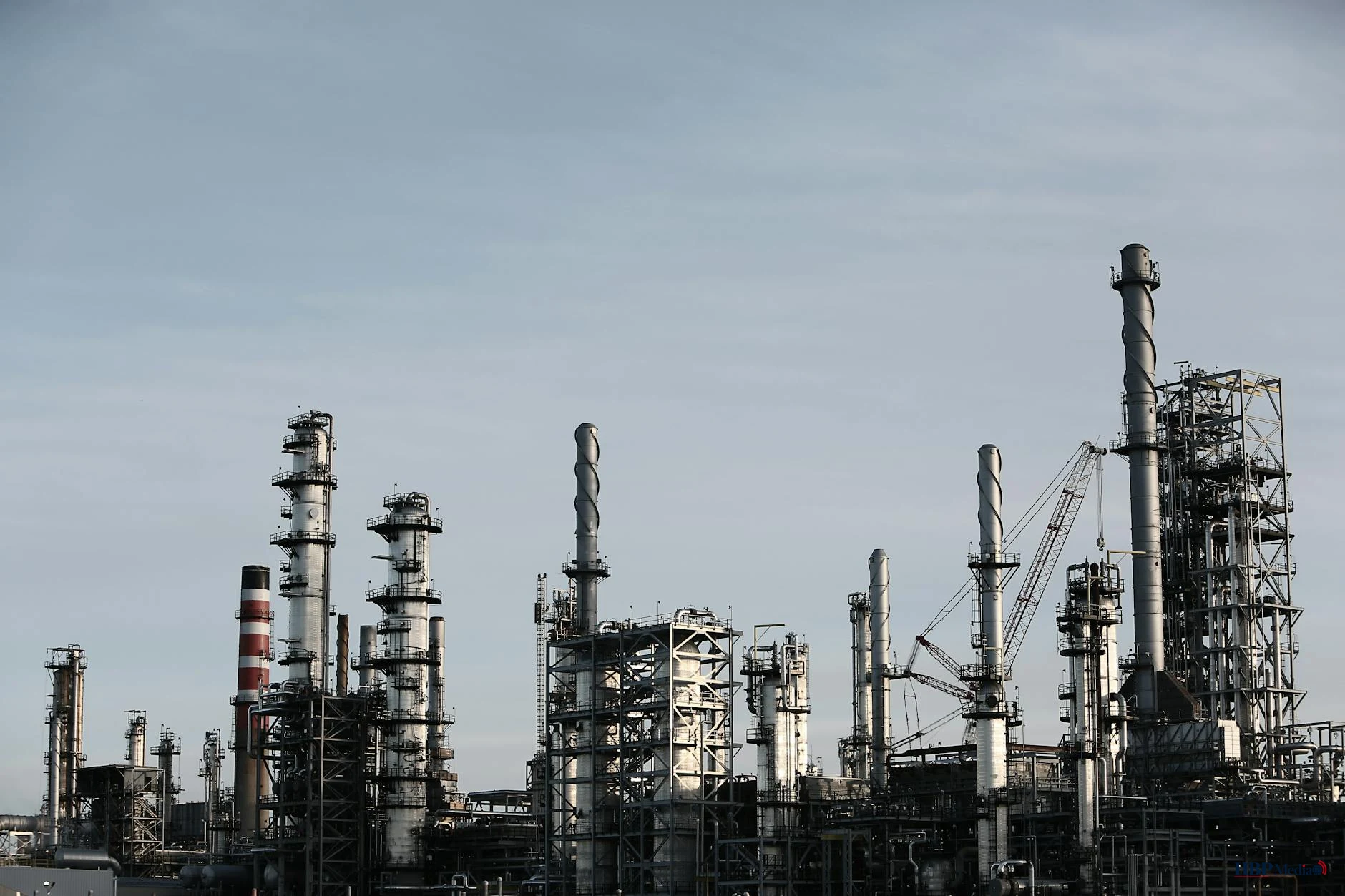 Industriële installaties en bedrijventerreinen in Nederland onder druk door hoge energiekosten