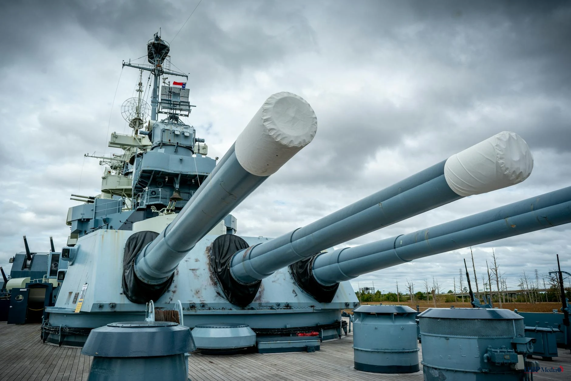 Militaire spanningen in het Midden-Oosten bij de Straat van Hormuz in 2026