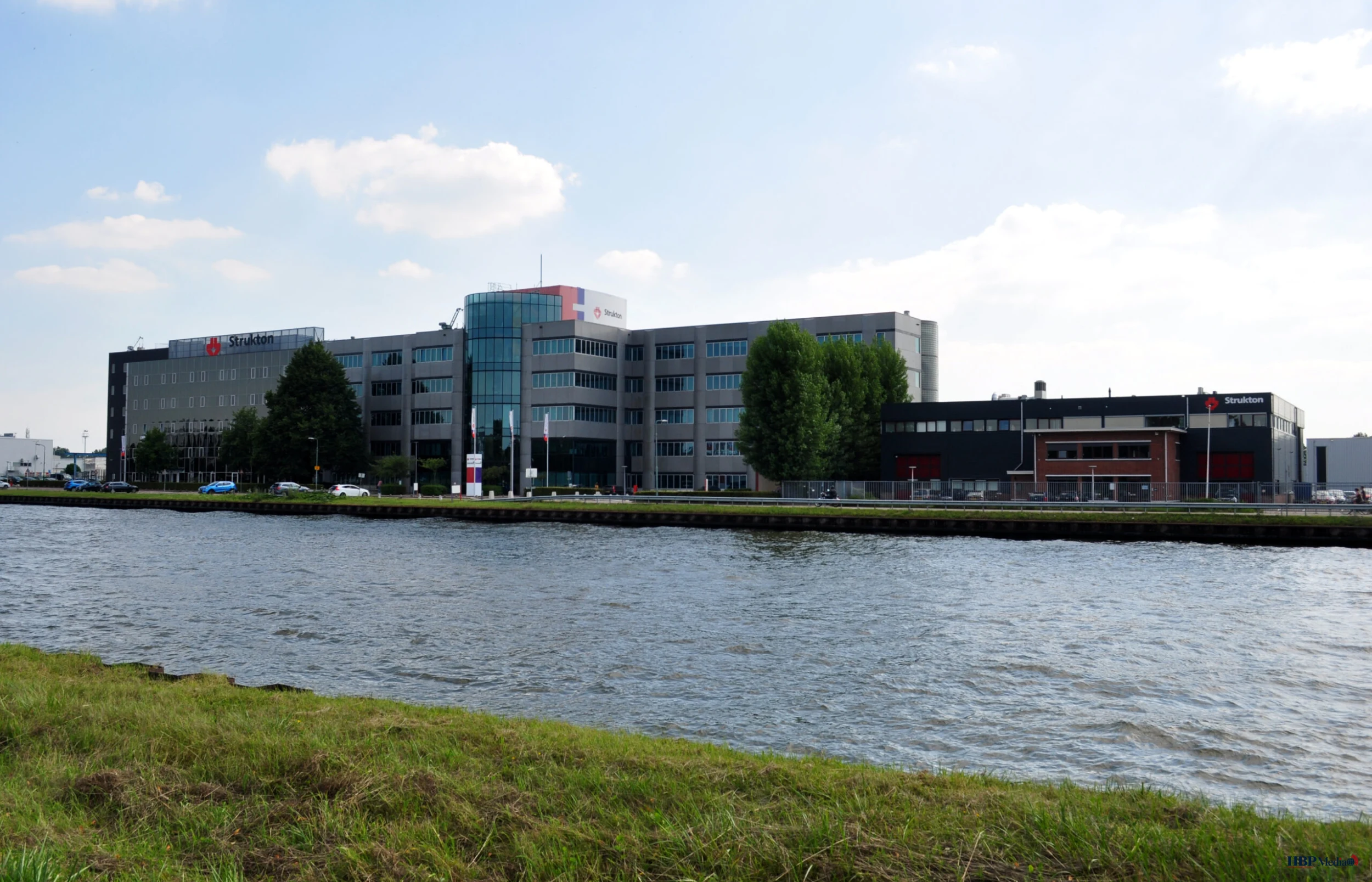 Gebouw van het Openbaar Ministerie in Nederland.