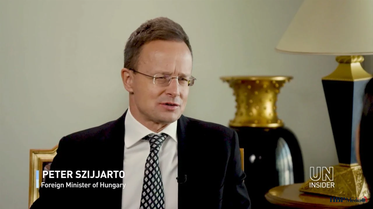 Péter Szijjártó en Sergei Lavrov tijdens een eerdere ontmoeting voor de Russische invasie in Oekraïne
