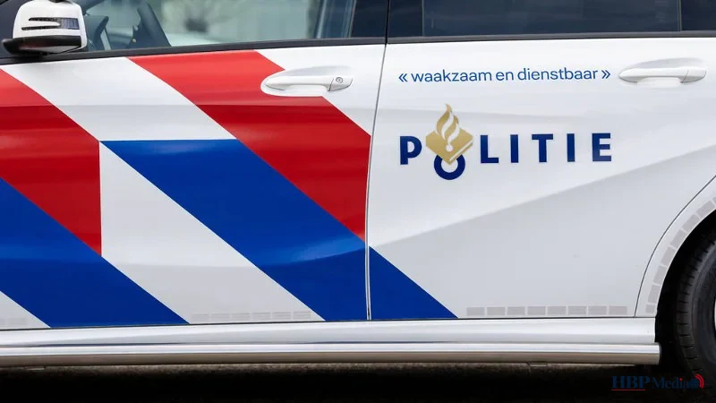 Politieagenten treffen ruim 500 kilo zwaar verboden vuurwerk aan in een woning aan de Nachtegaalstraat in Almelo.