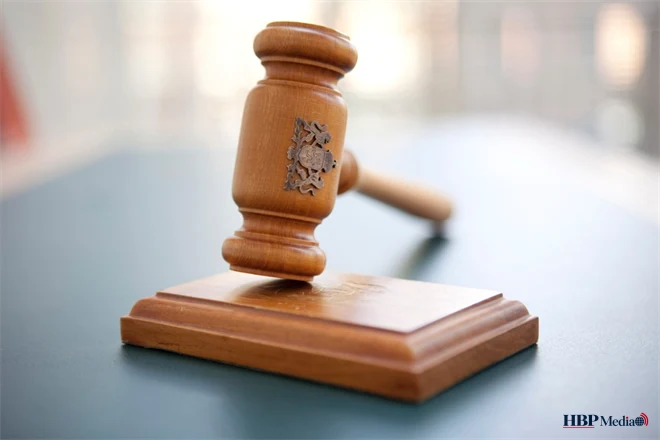 Rechtbank Noord-Nederland waar een vrouw is veroordeeld voor stalking van UMCG-medewerkers.
