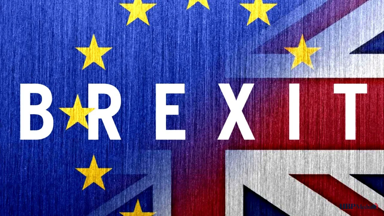 De vlaggen van de Europese Unie en Australië wapperen naast elkaar tijdens handelsbesprekingen in Brussel
