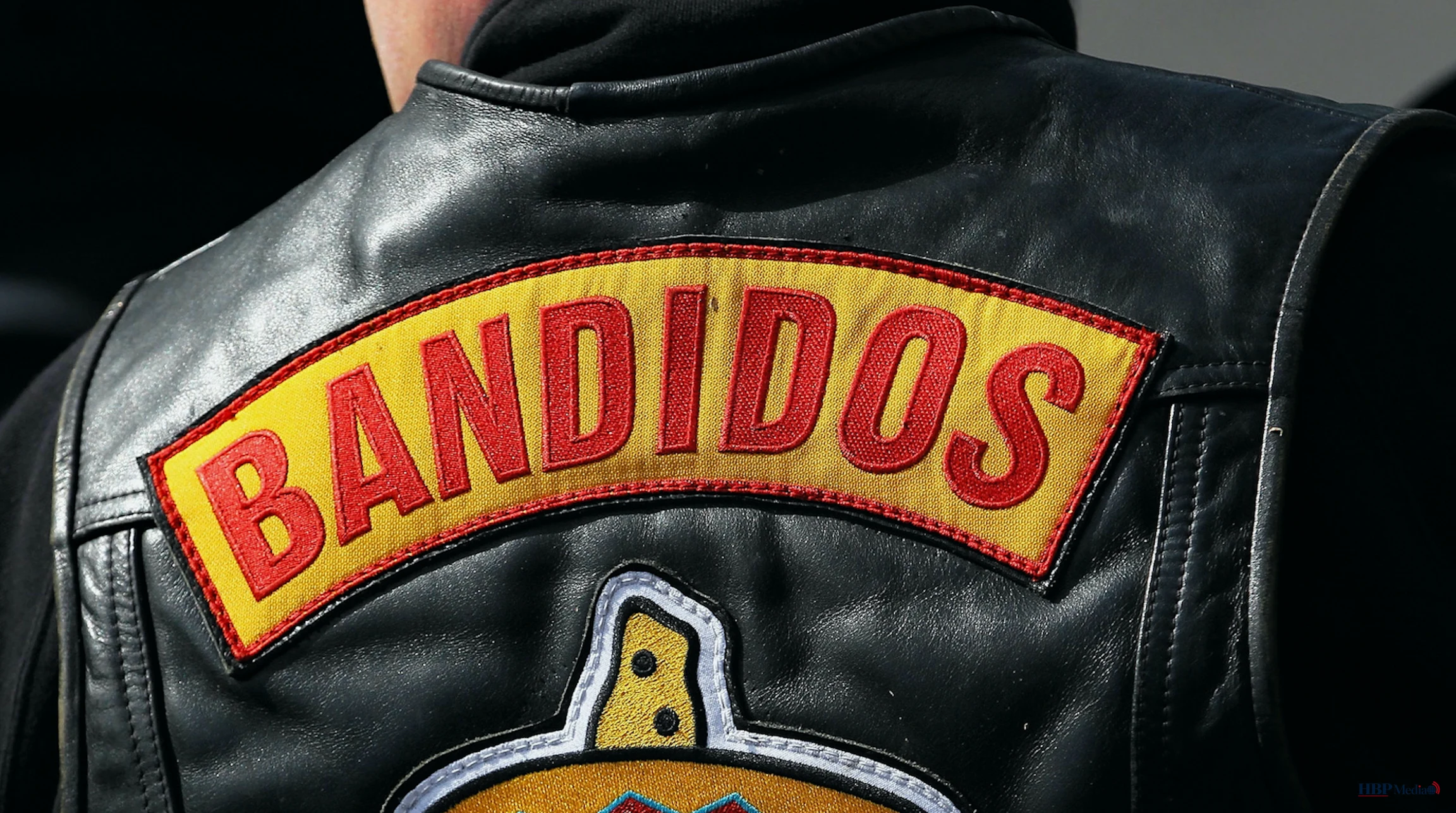 Motorhesje met verwijzing naar Bandidos MC Holland.