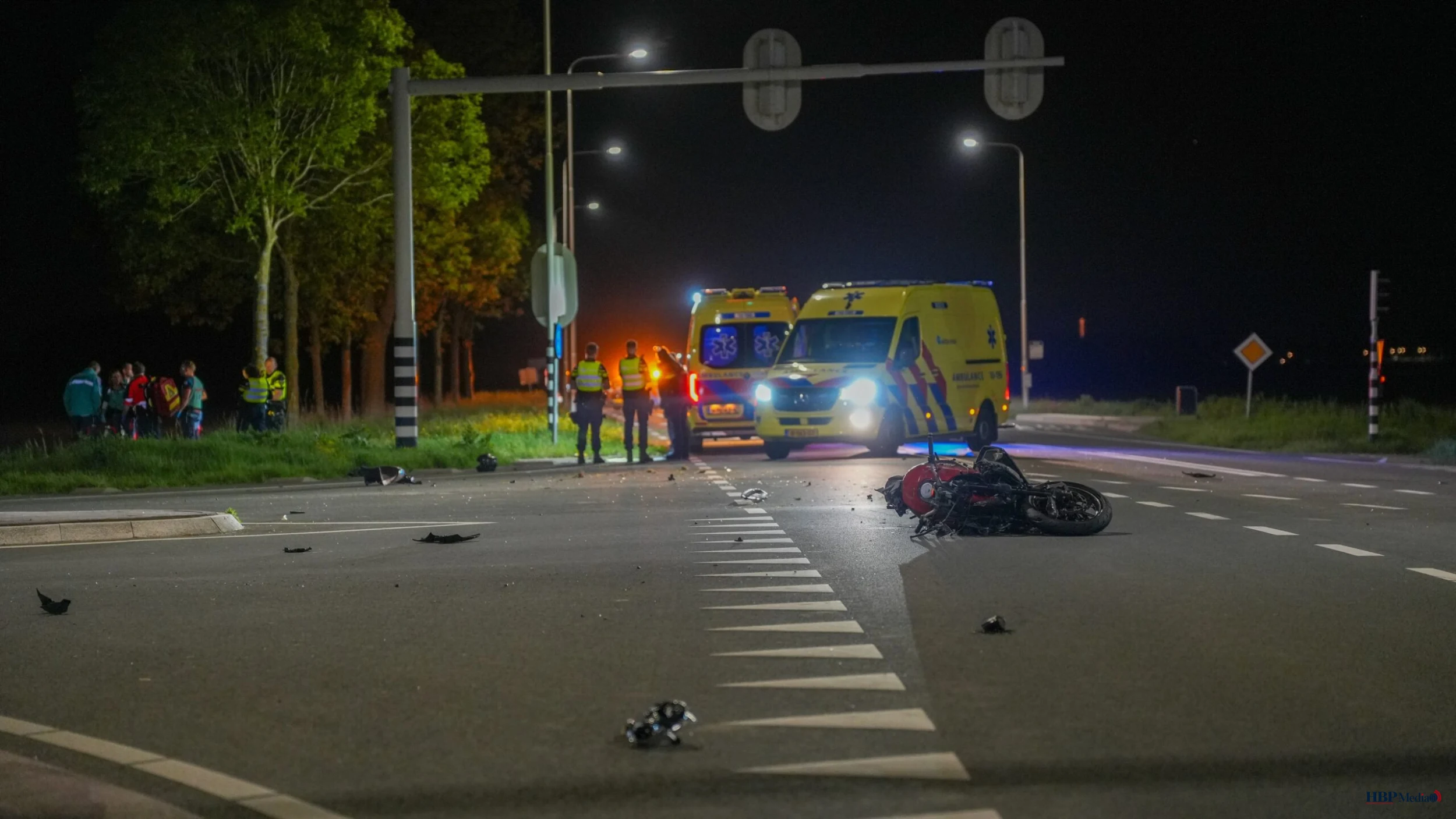 Hulpdiensten bij ernstig ongeval op de N243 bij Noordbeemster