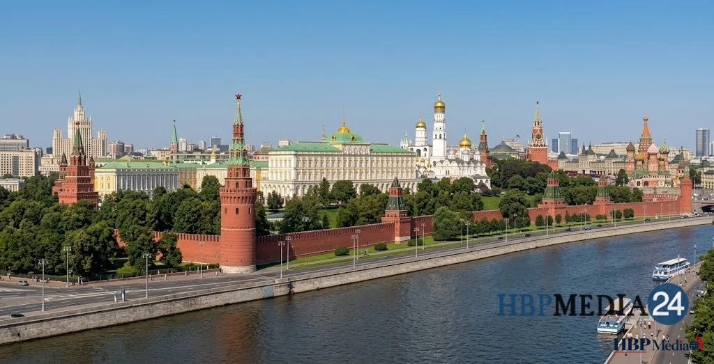 Het Kremlin in Moskou waar de Russische regering zetelt.