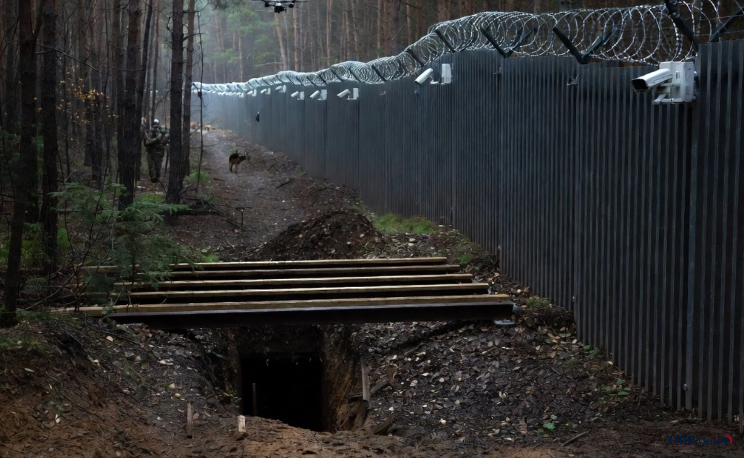 Grenshek tussen Polen en Wit-Rusland waar tunnels zijn aangetroffen voor illegale migratie.