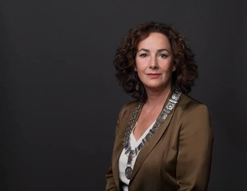 Column: De dunne lijn tussen macht en toezicht in Amsterdam