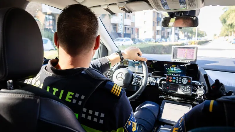 Politiecontrole bij lesauto’s en rijinstructeurs in Noord-Holland