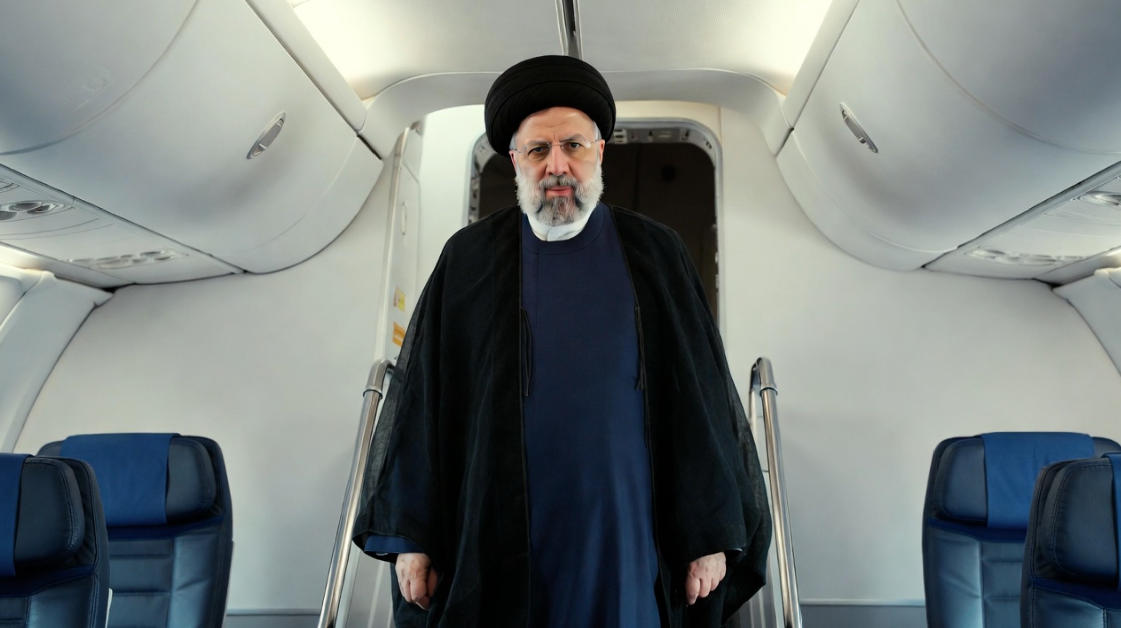 Protesten in Iran met zware veiligheidsinzet terwijl de positie van ayatollah Ali Khamenei onder druk staat