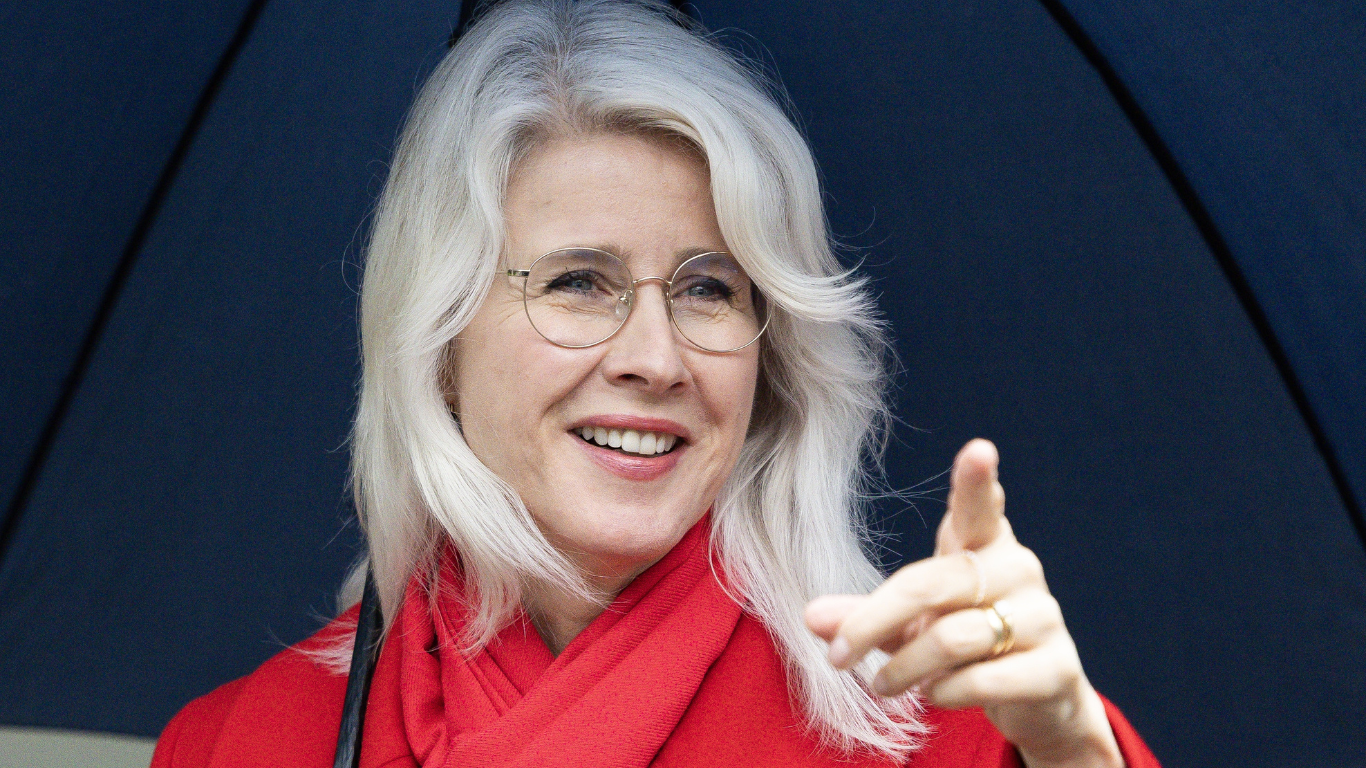 Mona Keijzer presenteert kabinetsreactie over regeldruk bij woningcorporaties in Den Haag