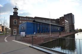 Rechtbank Almelo tijdens strafzitting over geweldszaak tegen ex-partner