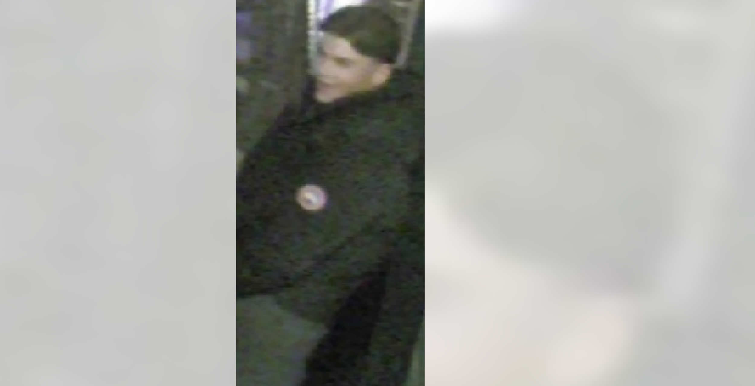 Camerabeeld van verdachte van mishandeling in de Fnidsen in Alkmaar