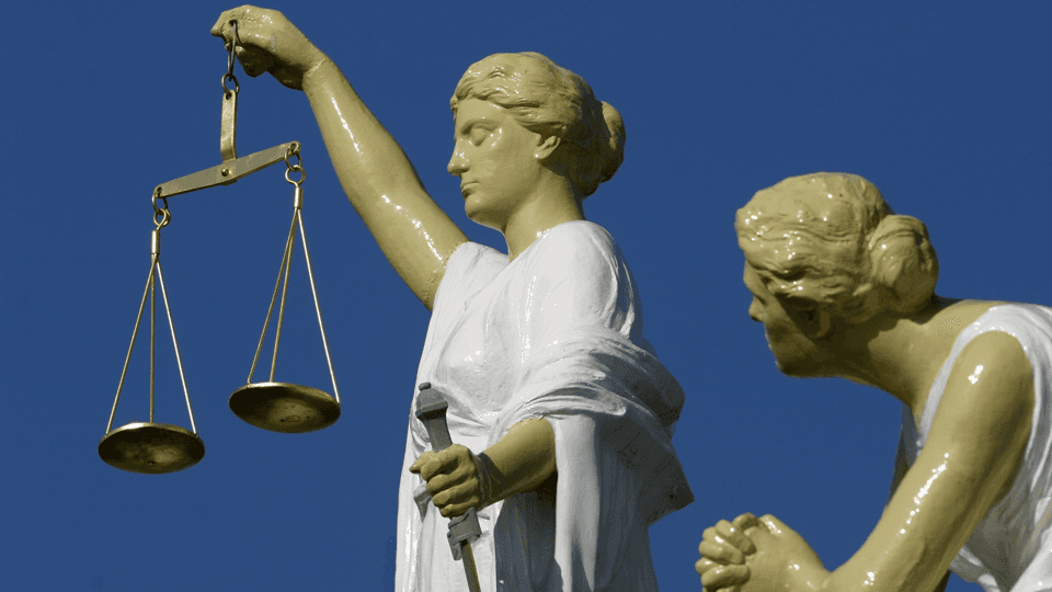 Rechtbank Den Haag waar OM 14 jaar cel eist in zaak moord Loek van Dam 1992