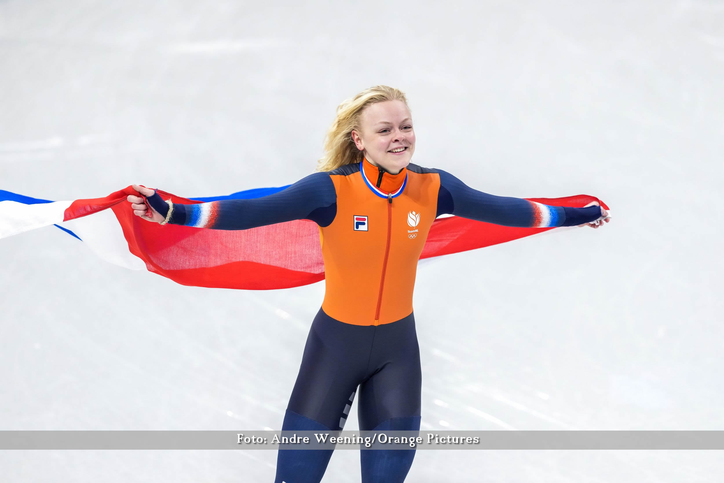 TeamNL-shorttrackers in actie op het ijs in aanloop naar het WK in Montréal