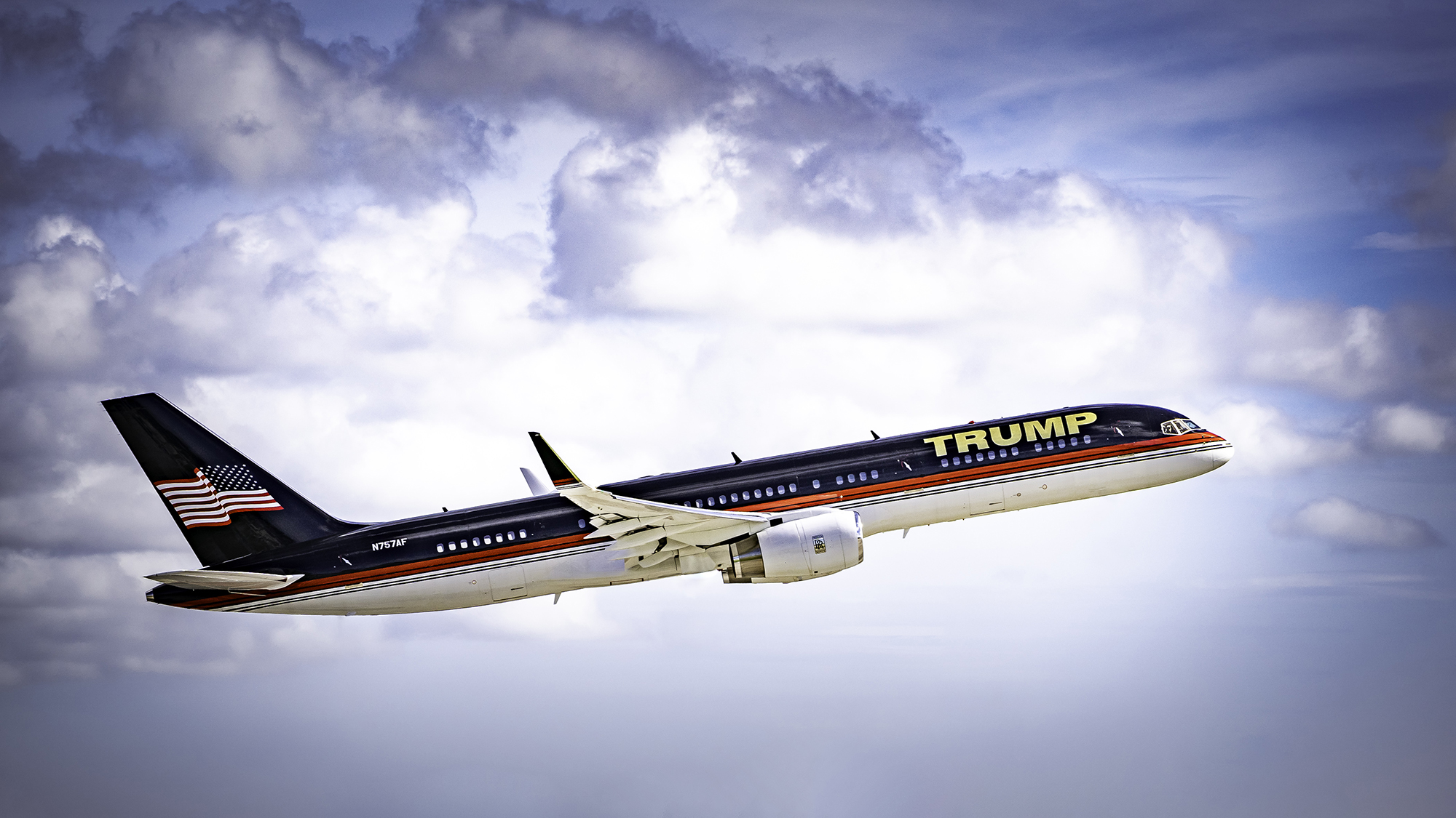 Verkeerstoren van de internationale luchthaven in Florida die wordt hernoemd naar Donald Trump