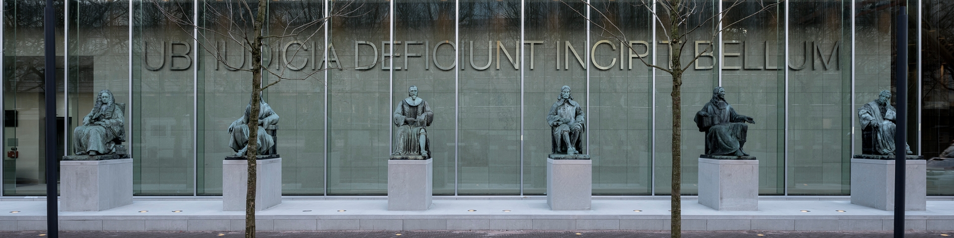 Juridisch gebouw van de Hoge Raad der Nederlanden in Den Haag.