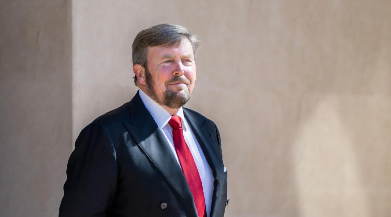 Vergelijking tussen de kosten van de Nederlandse monarchie en een mogelijke republiek met presidentsverkiezingen