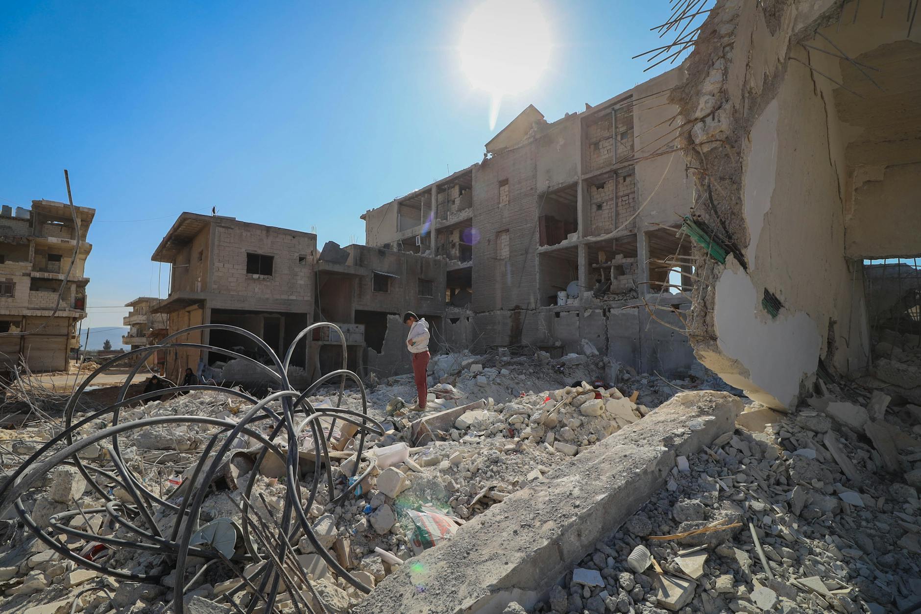 Verwoeste stad in het Midden-Oosten als symbool voor aanhoudend conflict