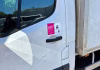 Arbeidsinspectie legt Amsterdams transportbedrijf stil Vrachtwagen van transportbedrijf stilgezet langs de weg wegens controle door de Nederlandse Arbeidsinspectie.